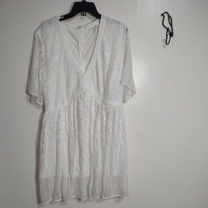 BaeVely Sz S (1X -See measurements) Floral Textured Embroidered White Midi Dress